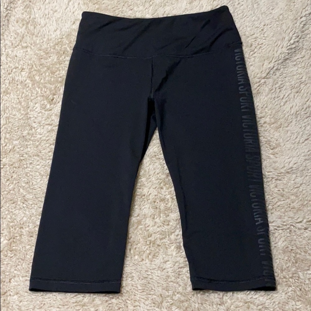 VS Victoria Sport Knockout Crop Legging